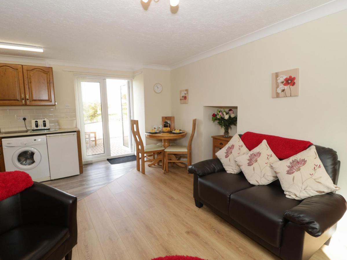 Bodegri Cottage Llanfflewyn Экстерьер фото